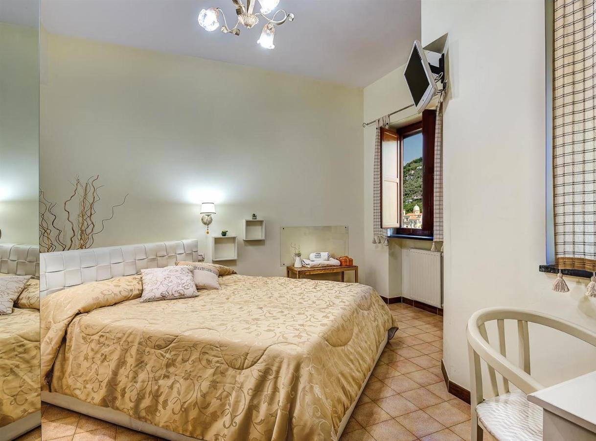 Villa Dei Fiori - Exclusive Villa With Garden In Sorrento Coast วีโกเอเกวนเซ ภายนอก รูปภาพ