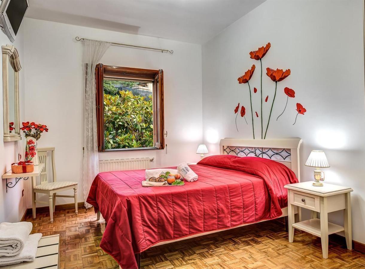 Villa Dei Fiori - Exclusive Villa With Garden In Sorrento Coast วีโกเอเกวนเซ ภายนอก รูปภาพ